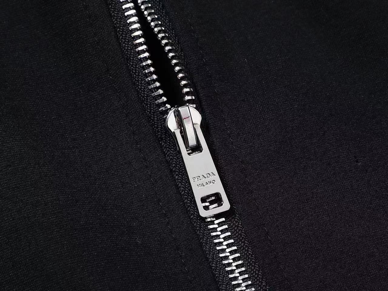 Prada Total Black Suite | Droploot™