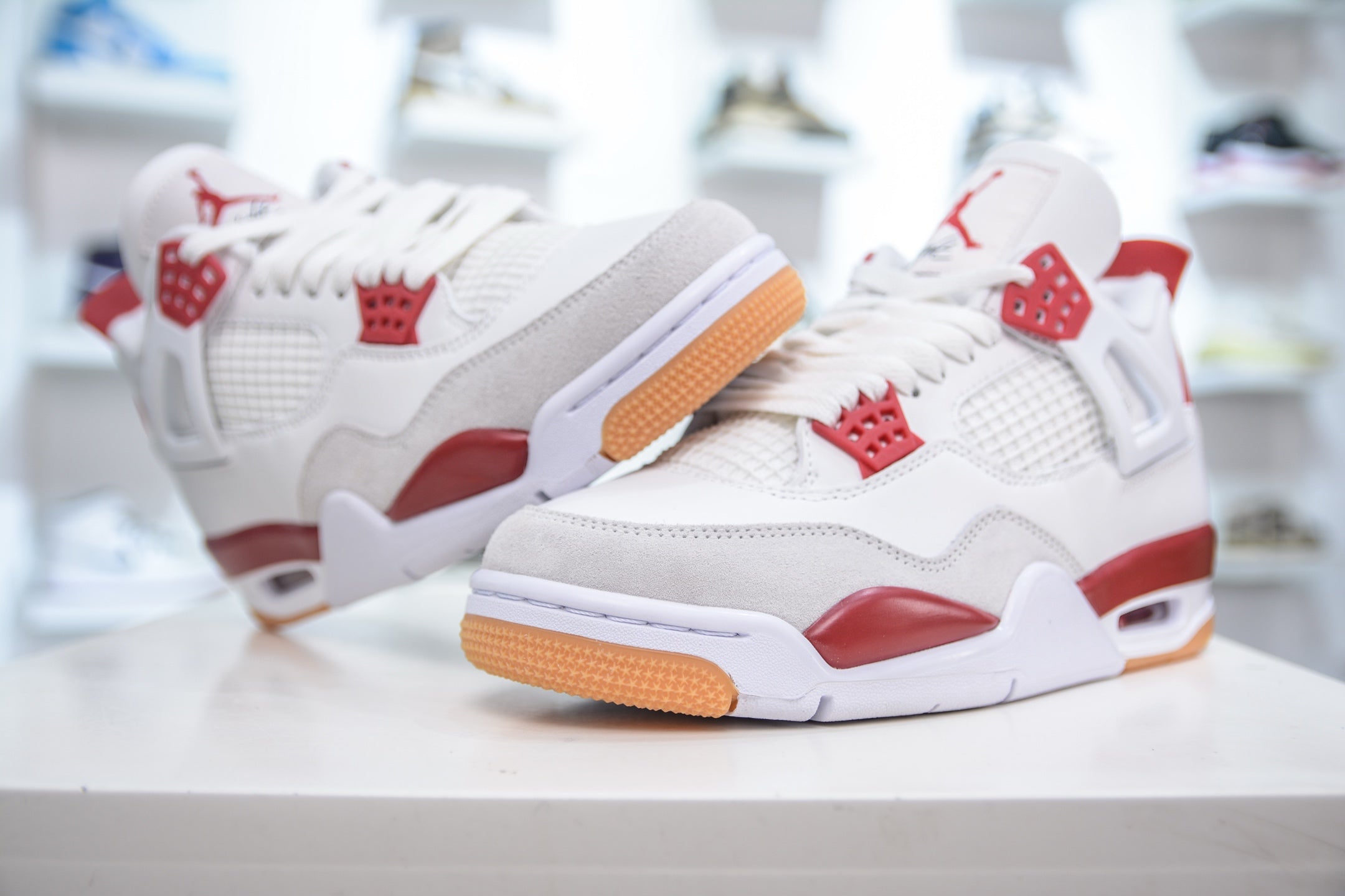 Air Jordan 4 Retro SB Varsity Red | DropLoot™
