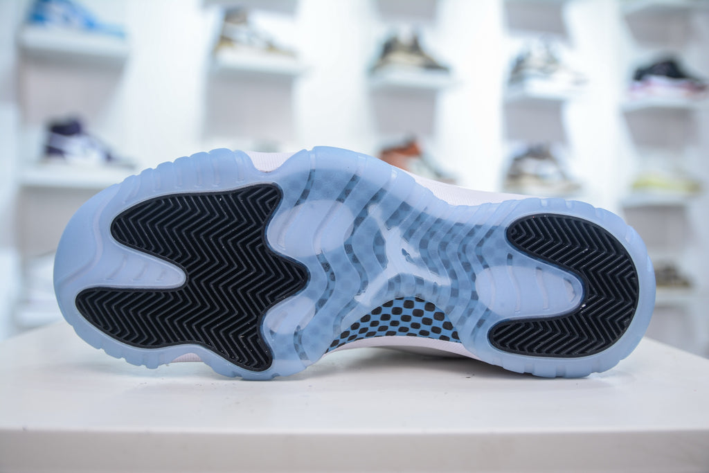 AIR JORDAN 11 RETRO Blue | DropLoot™